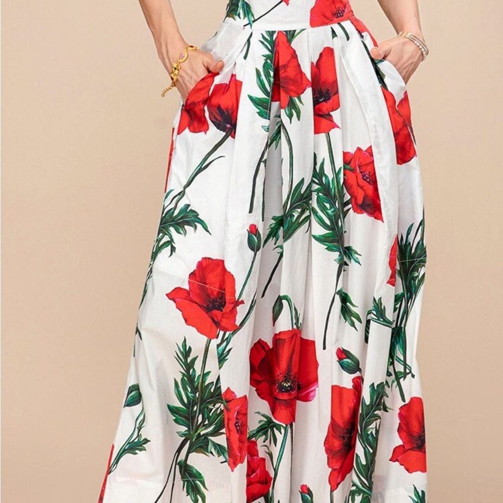 Poppy print midi skirt size Large NWT